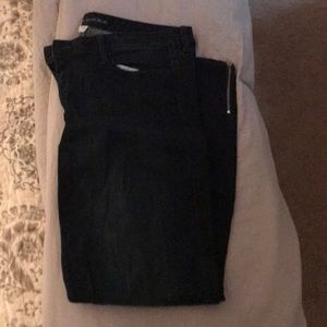 Like new skinny jeans